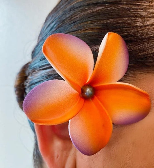 Floral Ear Pick Plumeria with Pearl
